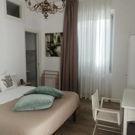 Carmencamere Gasthuis *